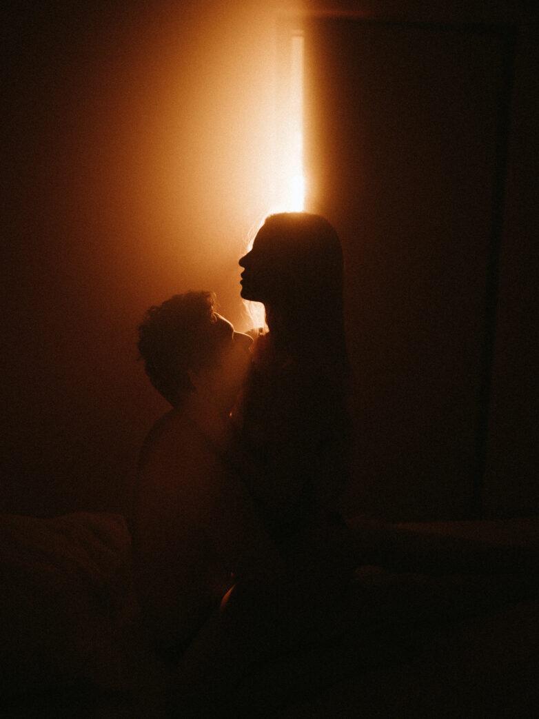 E&M